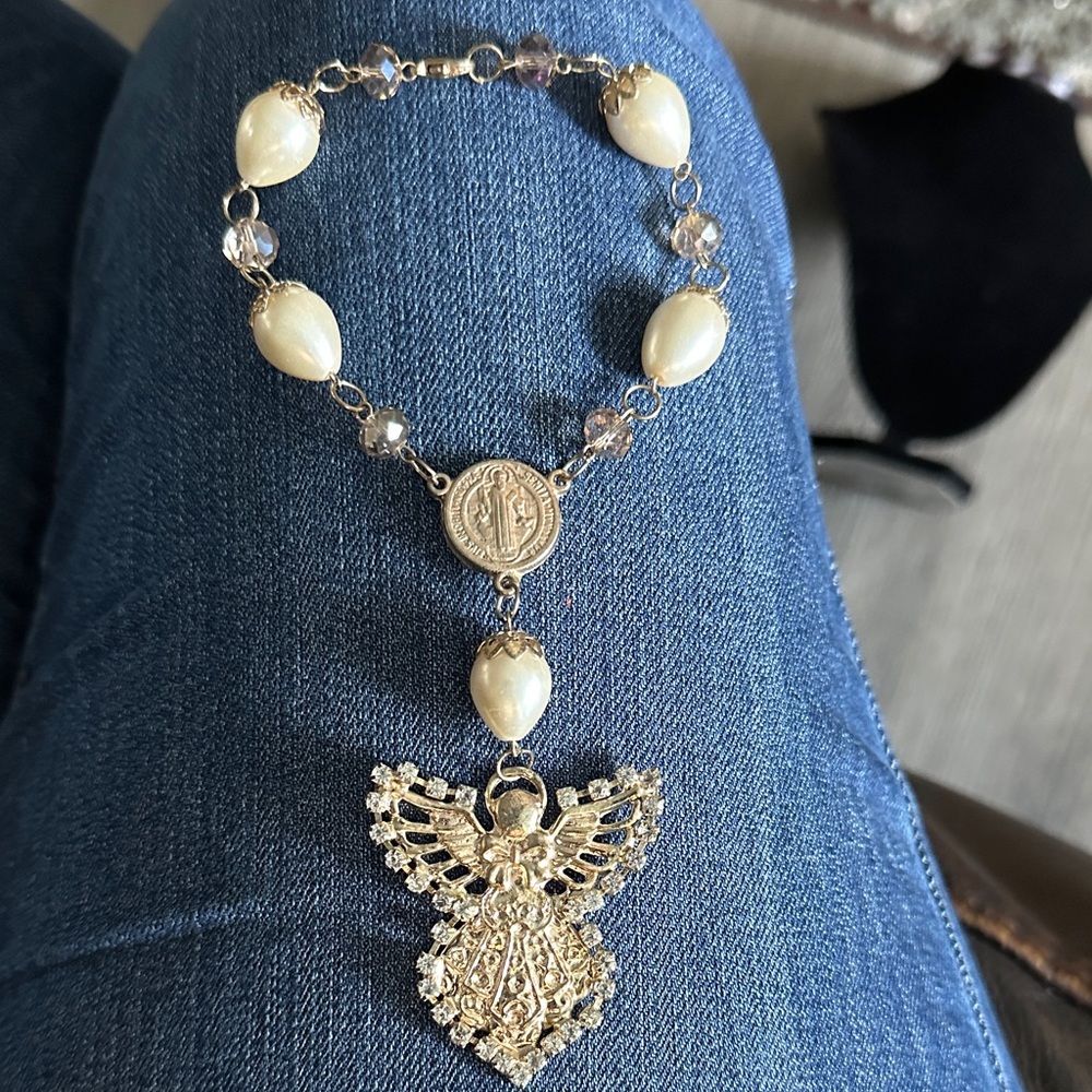 Unique Vintage Gold and Cream Angelic Bracelet